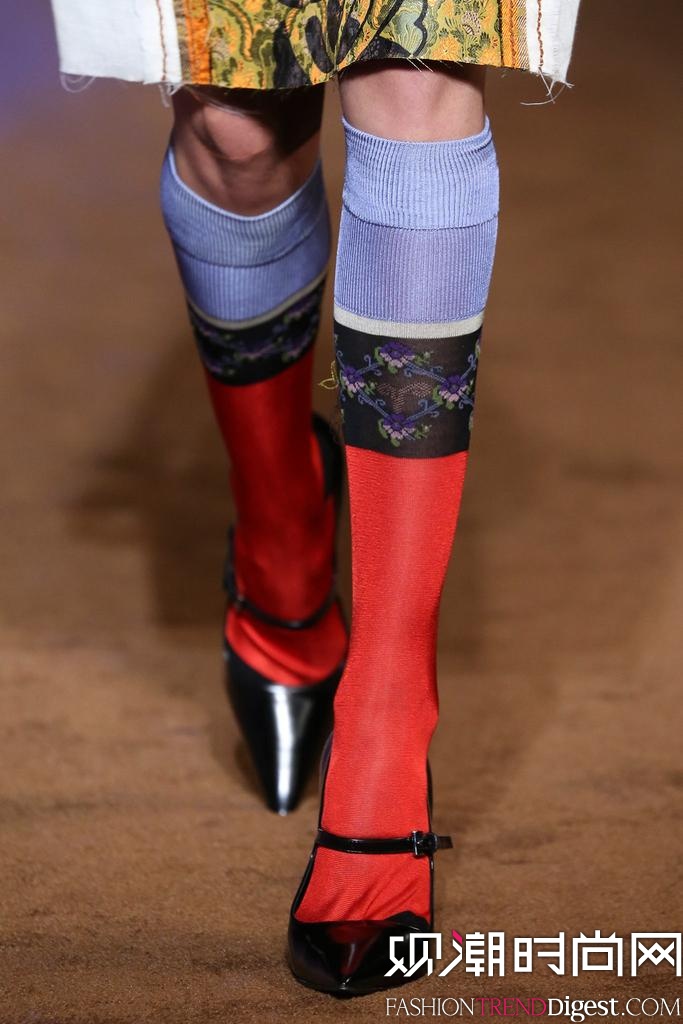 Prada 2015��������ʱװ���㳡����ͼƬ