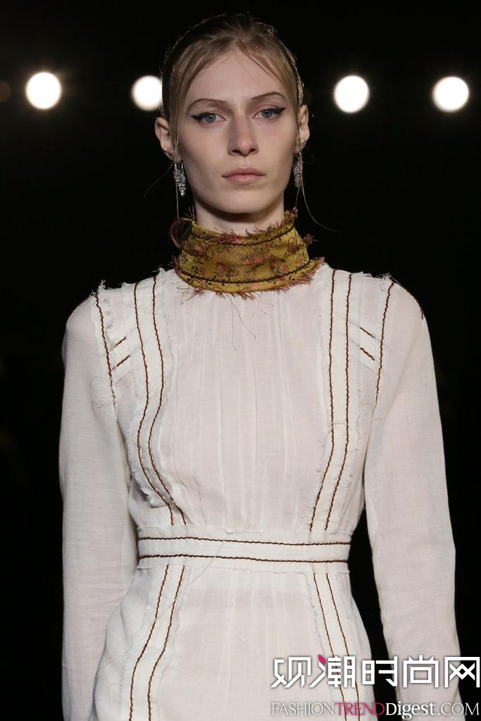 Prada 2015��������ʱװ���㳡����ͼƬ