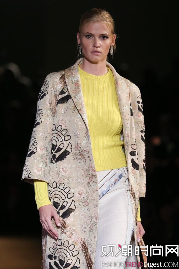 Prada 2015��������ʱװ���㳡����ͼƬ