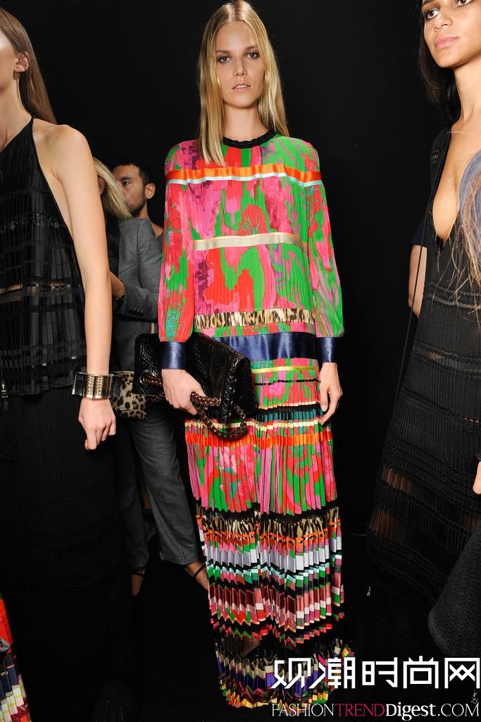 Roberto Cavalli 2015��������ʱװ���㳡����ͼƬ