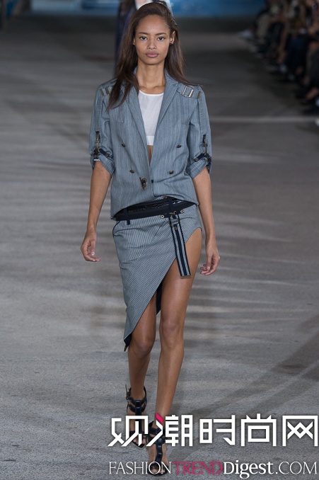 Anthony Vaccarello 2015İʱװ㳡ͼƬ