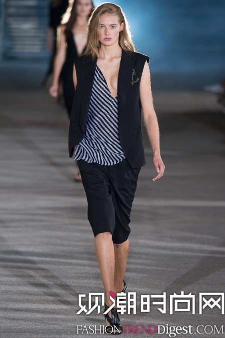 Anthony Vaccarello 2015İʱװ㳡ͼƬ