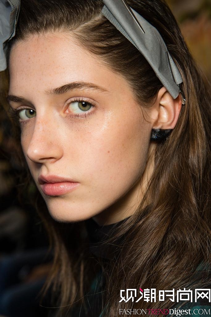 Anthony Vaccarello 2015İr(sh)bDƬ