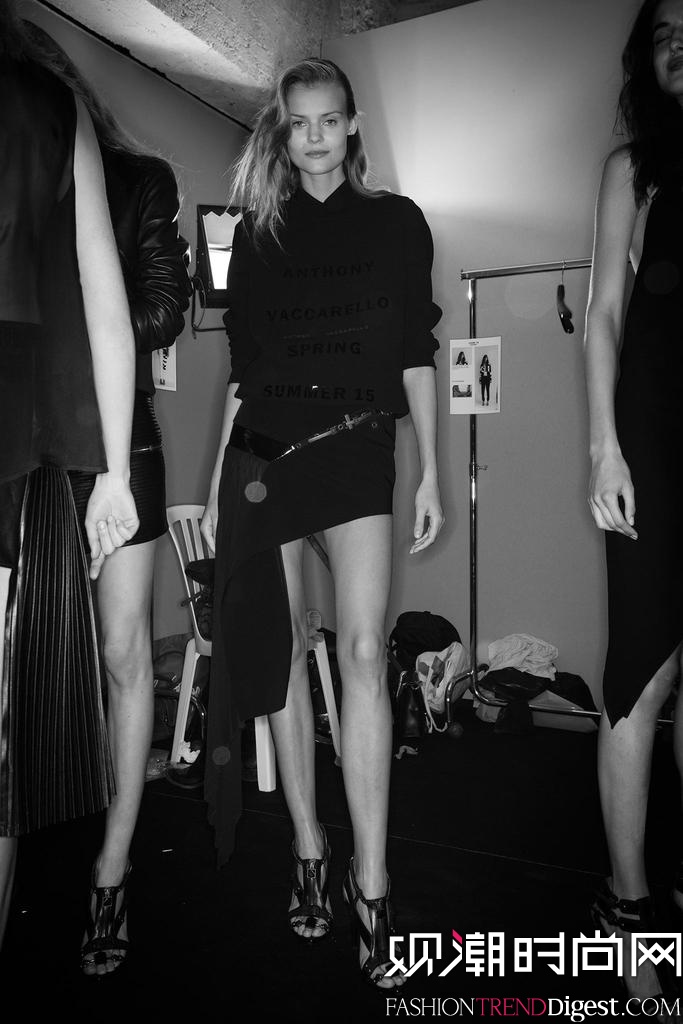 Anthony Vaccarello 2015İʱװ㳡ͼƬ