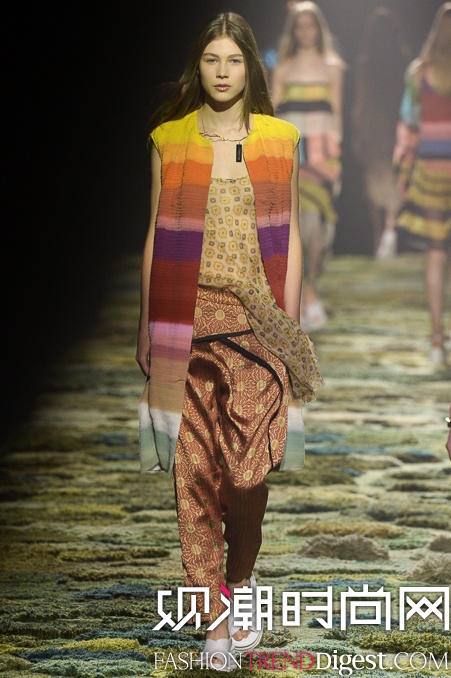 Dries Van Noten 2015İʱװ㳡ͼƬ