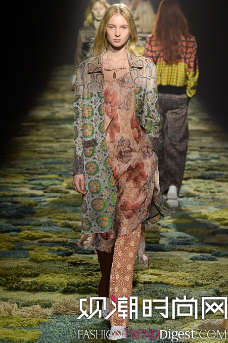 Dries Van Noten 2015İʱװ㳡ͼƬ