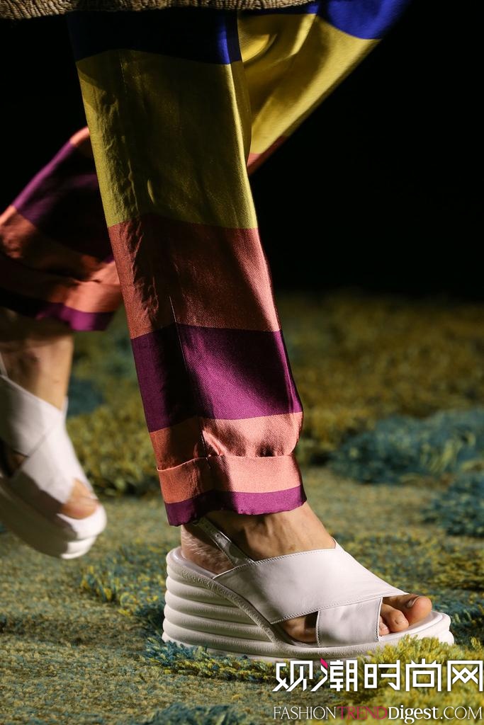 Dries Van Noten 2015İʱװ㳡ͼƬ