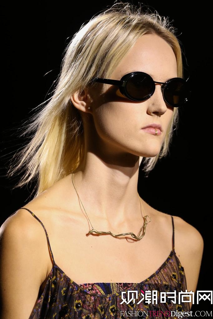 Dries Van Noten 2015İrbDƬ