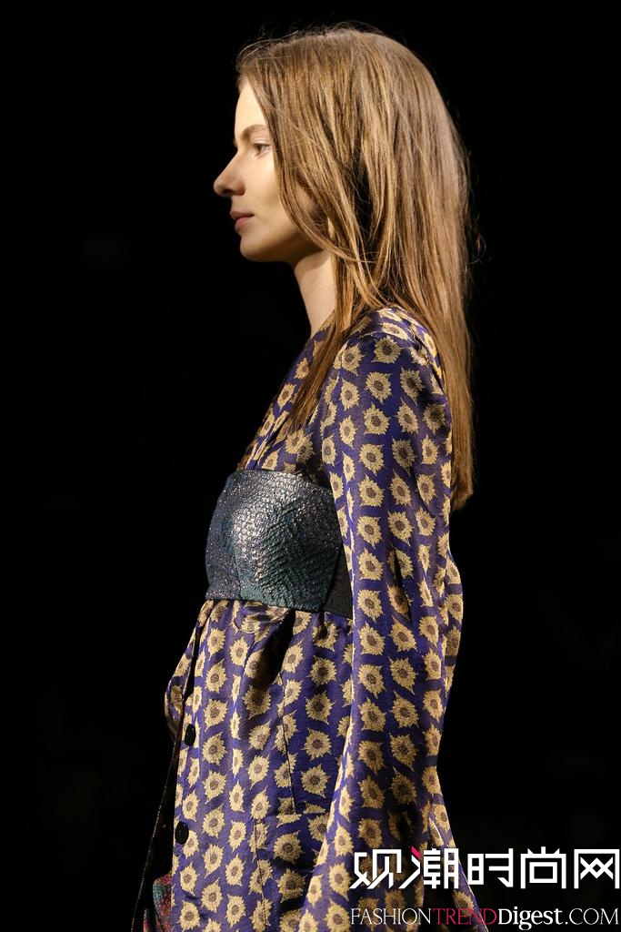 Dries Van Noten 2015İrbDƬ
