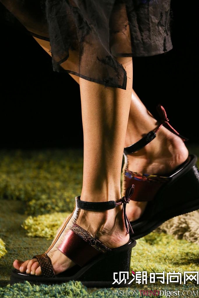 Dries Van Noten 2015İrbDƬ
