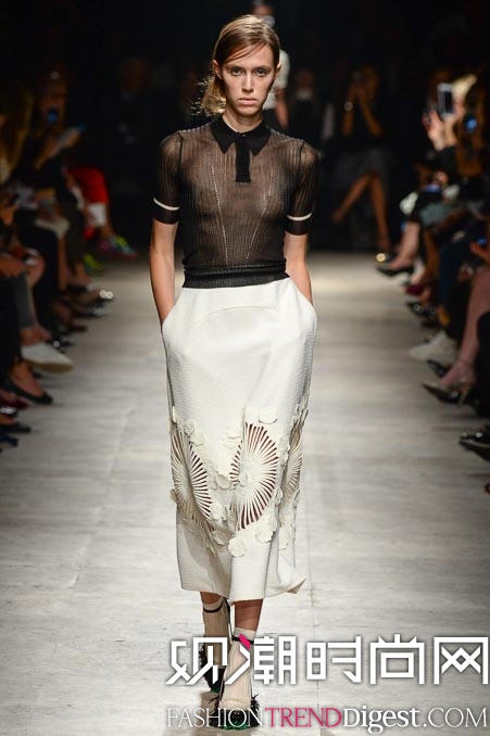 Rochas 2015İrbDƬ