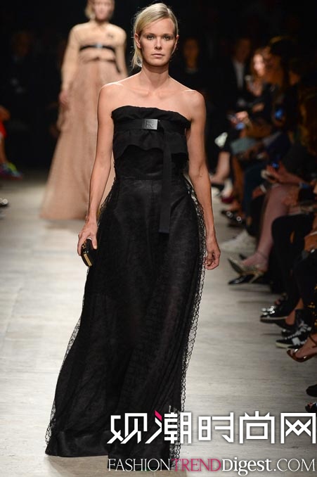 Rochas 2015İrbDƬ