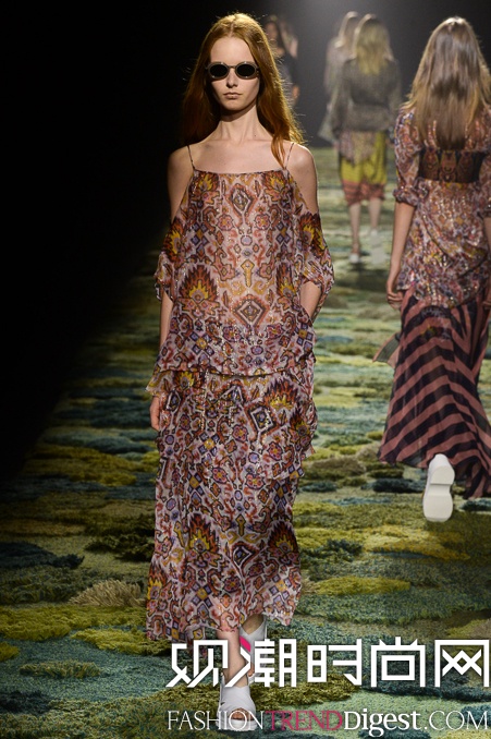 Dries Van Noten 2015İrbDƬ