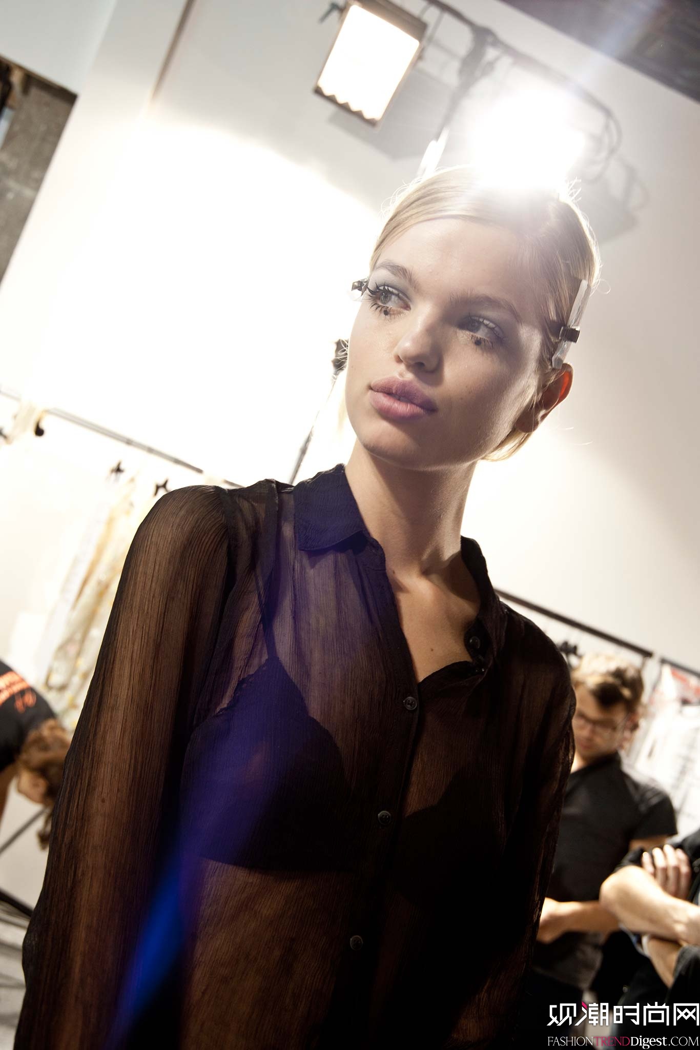 Rochas 2015İrbDƬ