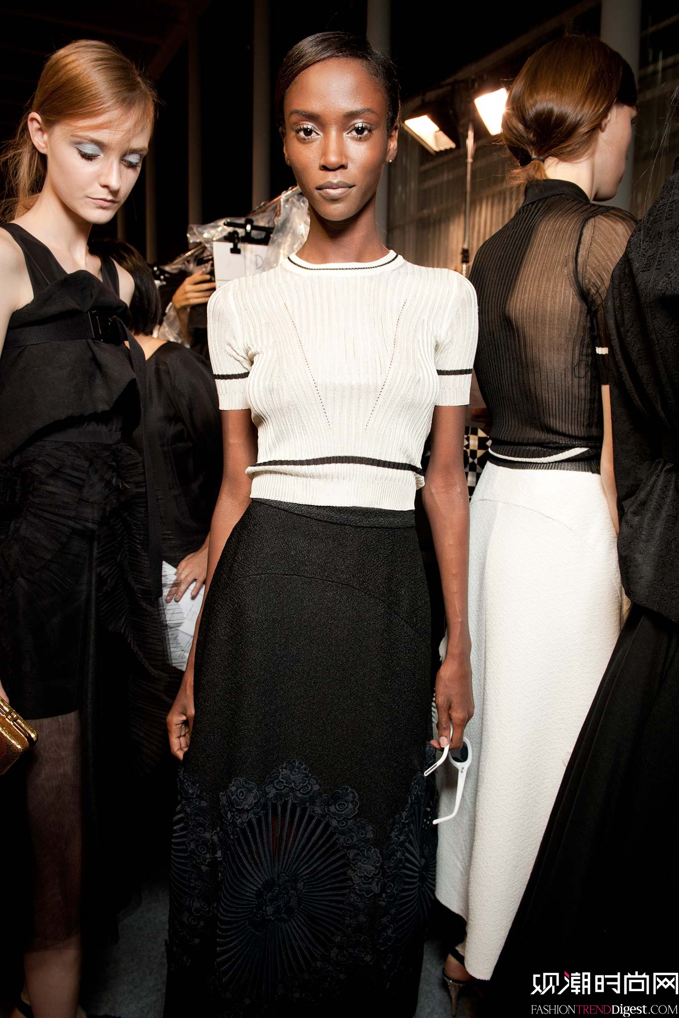 Rochas 2015İrbDƬ