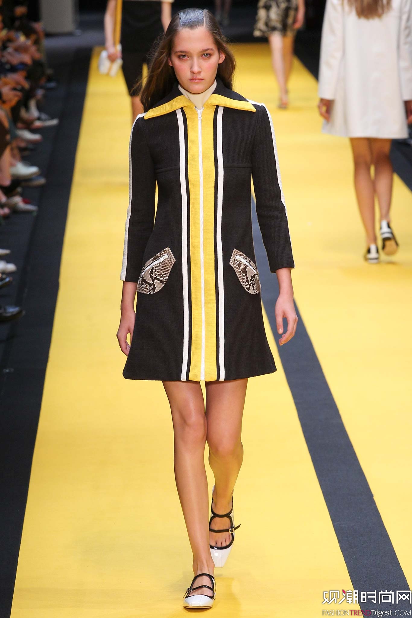 Carven 2015İʱװ㳡ͼƬ