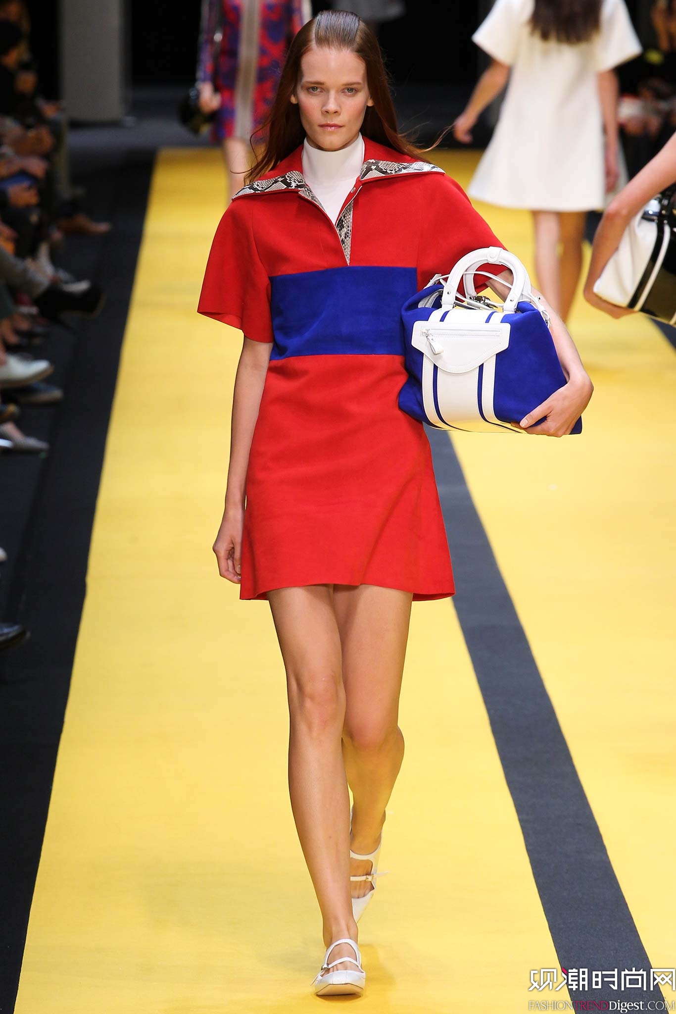 Carven 2015İʱװ㳡ͼƬ