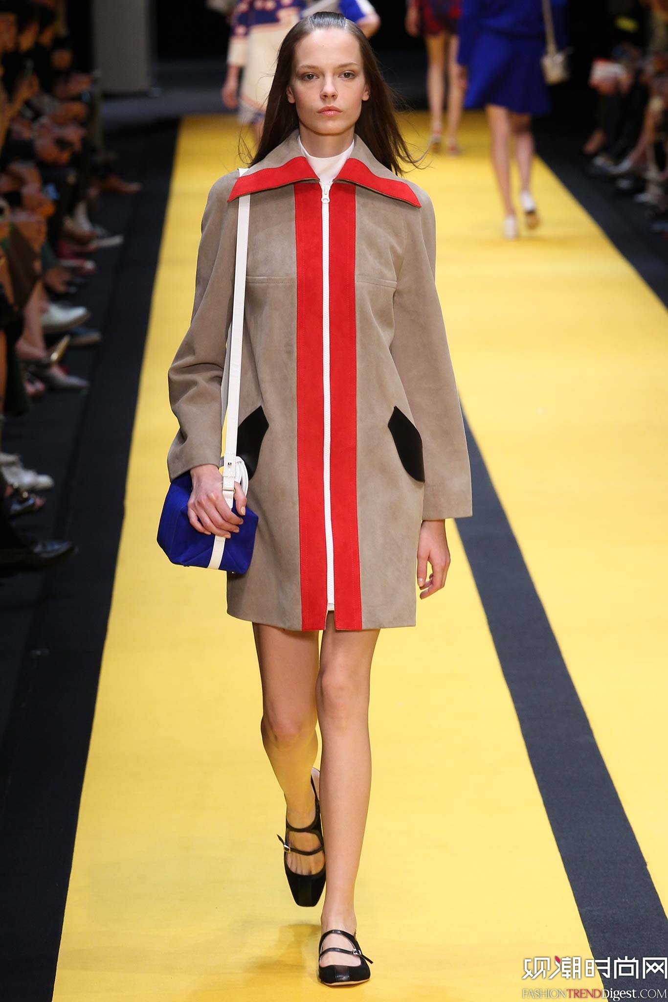 Carven 2015İʱװ㳡ͼƬ