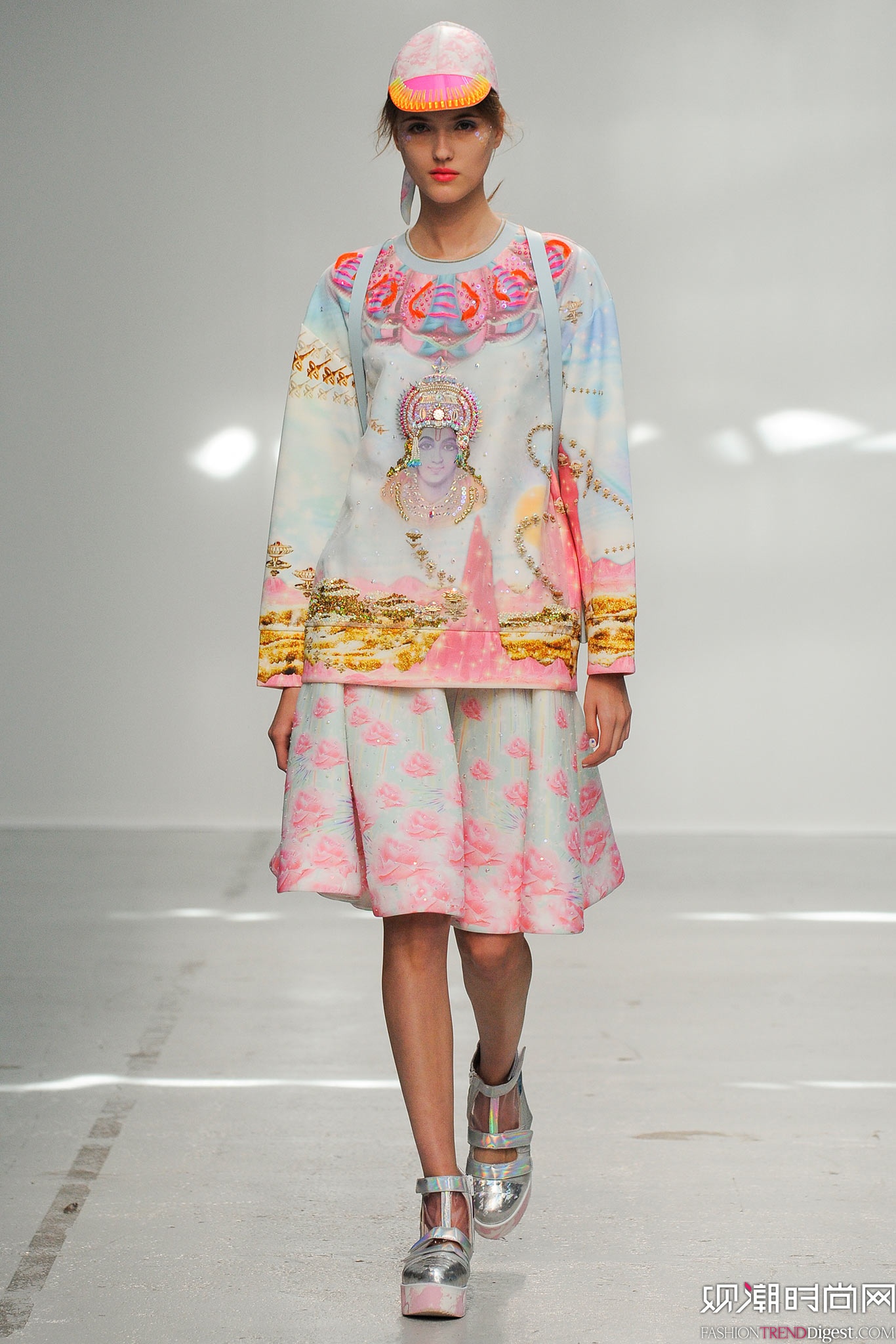 manish arora 2015春夏巴黎时装周秀场