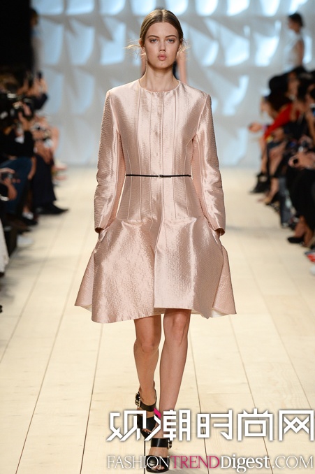 Nina Ricci 2015İʱװ㳡ͼƬ