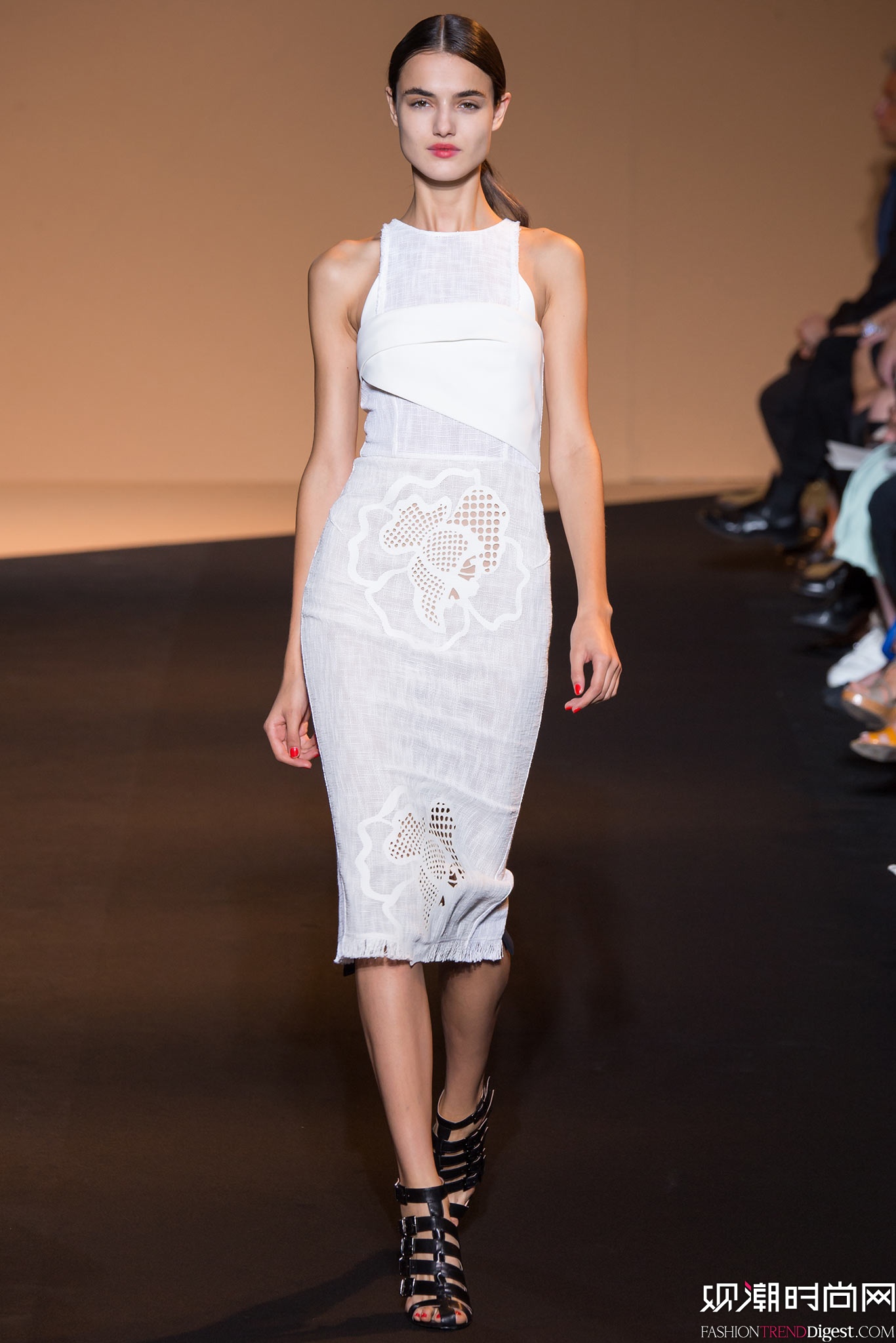 Roland Mouret 2015İʱװ㳡ͼƬ