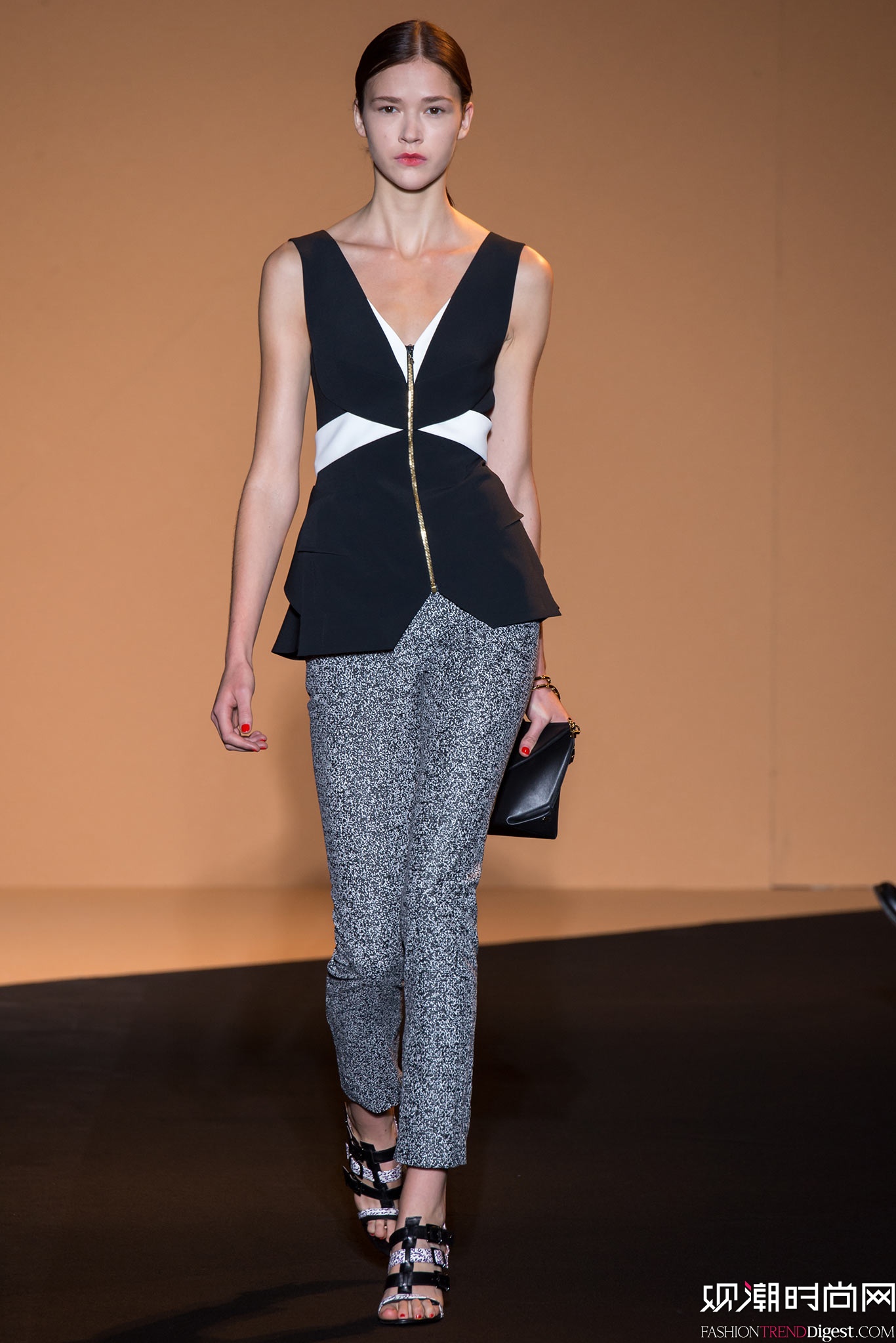 Roland Mouret 2015İʱװ㳡ͼƬ