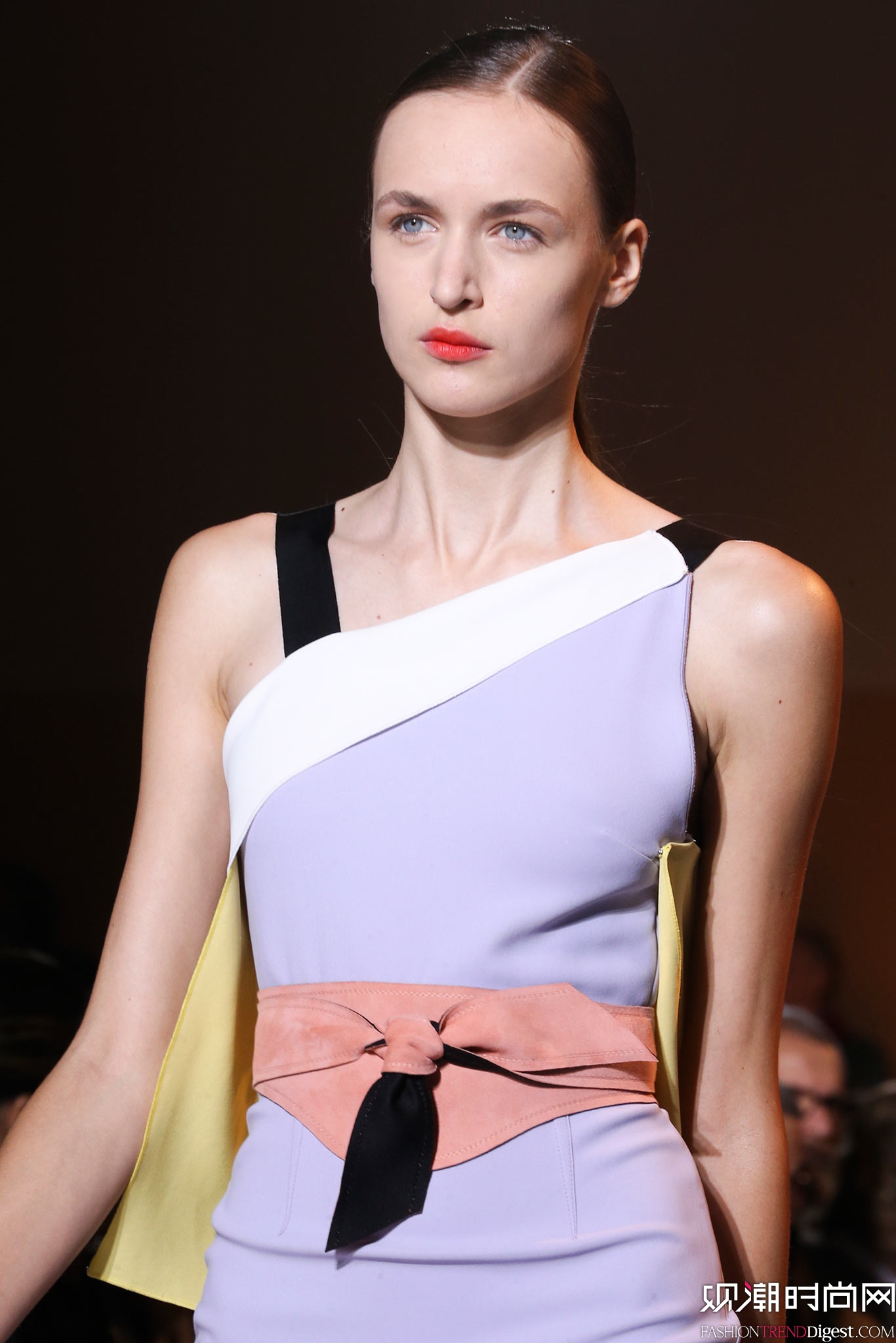 Roland Mouret 2015İʱװ㳡ͼƬ