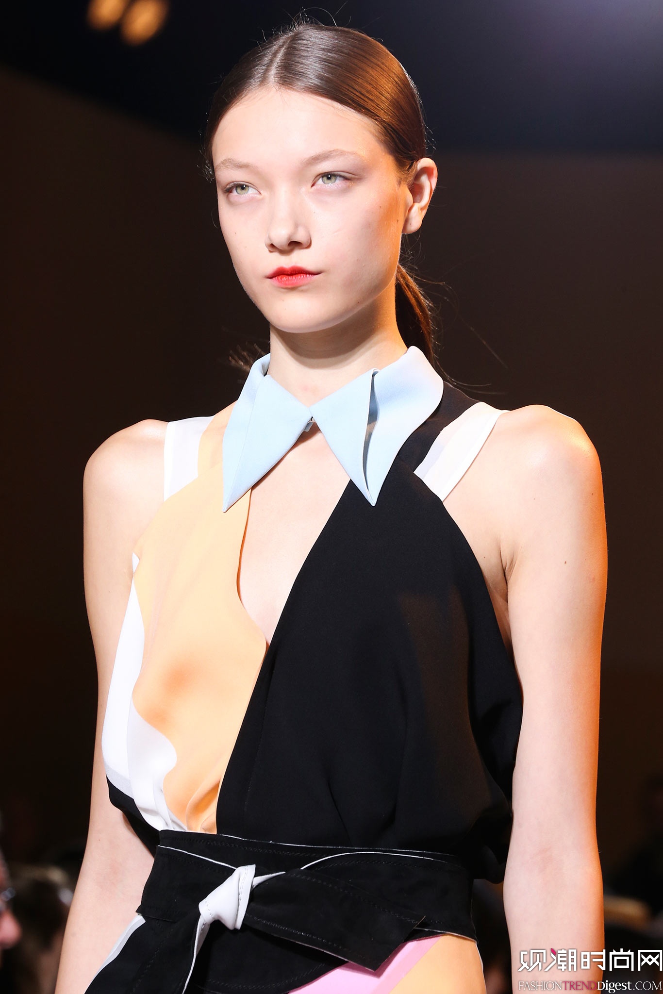 Roland Mouret 2015İʱװ㳡ͼƬ