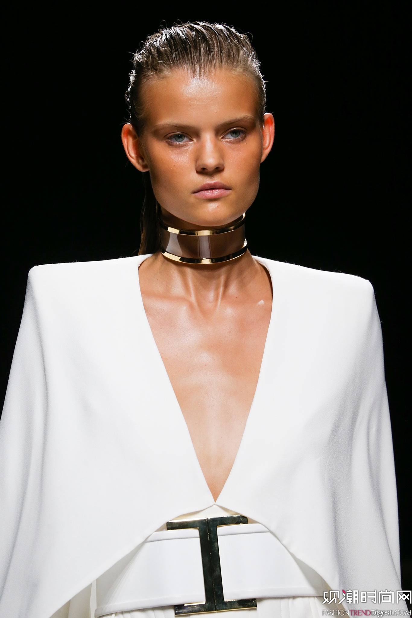 Balmain 2015İrbDƬ
