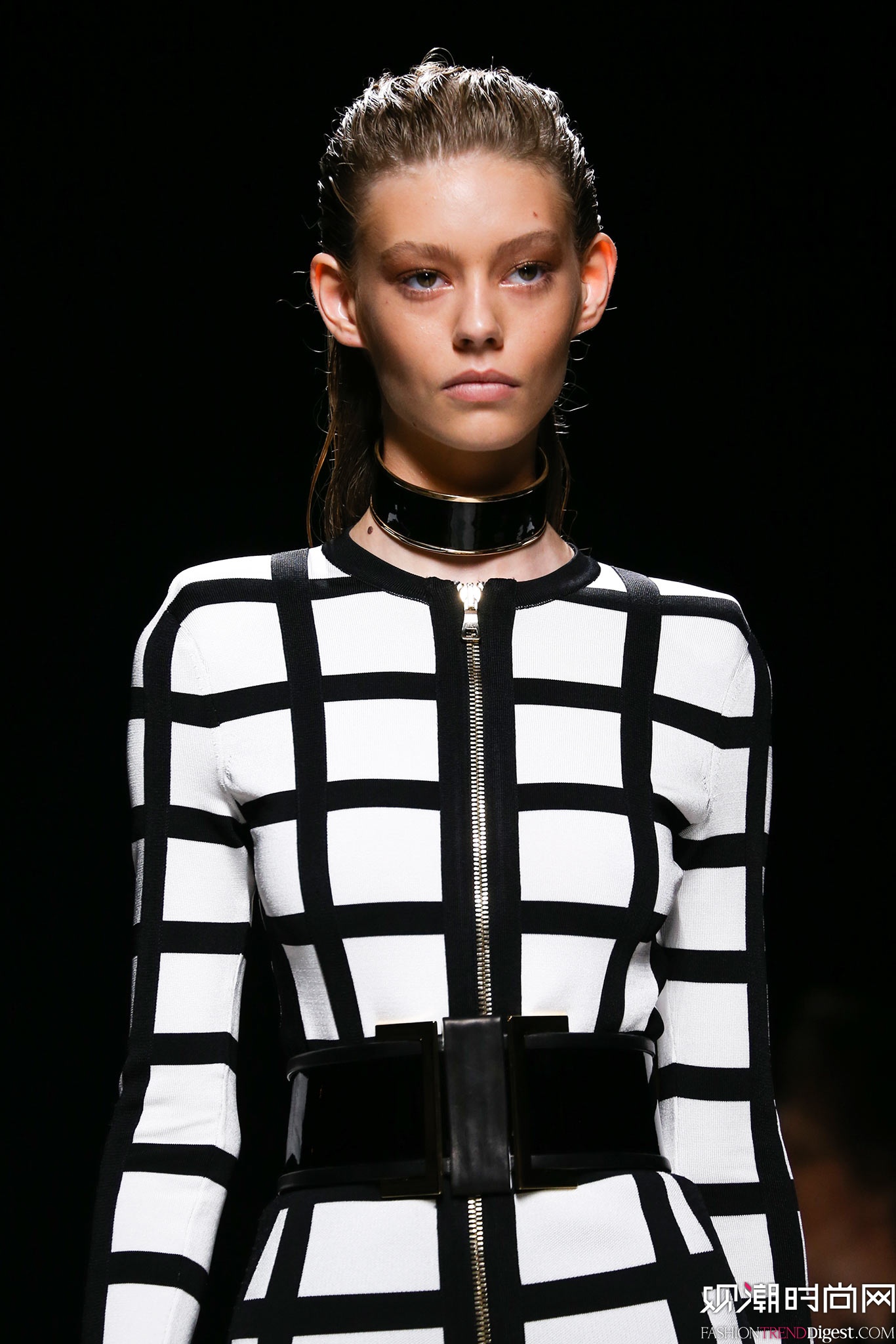Balmain 2015İrbDƬ