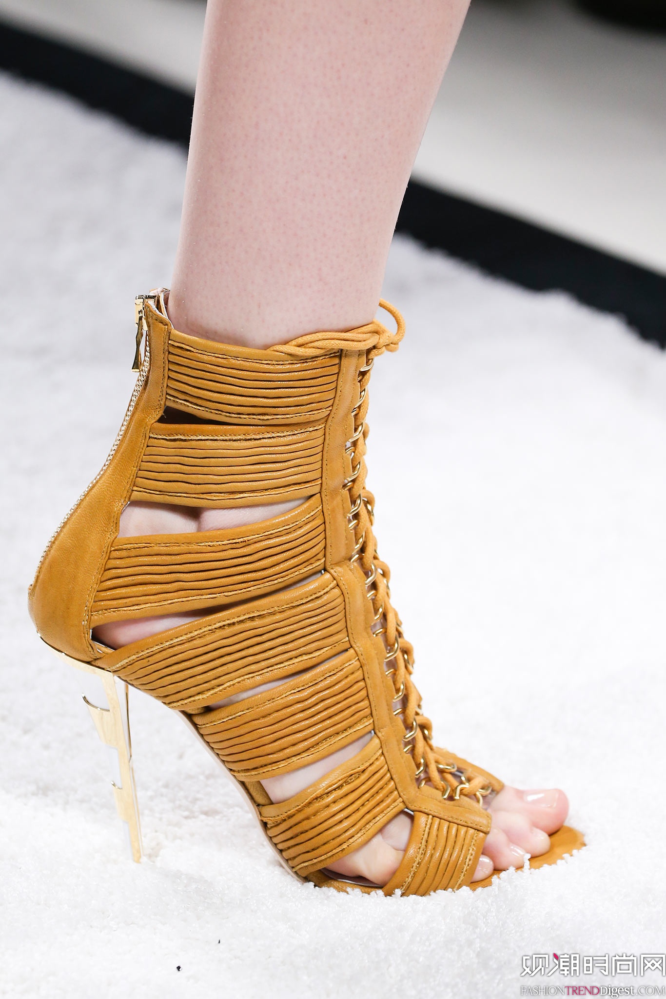 Balmain 2015İrbDƬ
