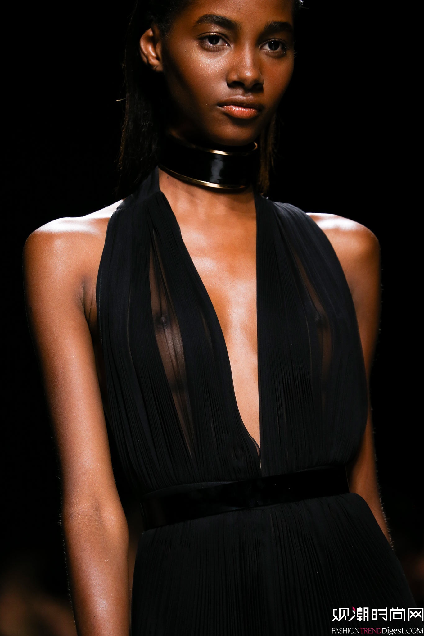 Balmain 2015İrbDƬ