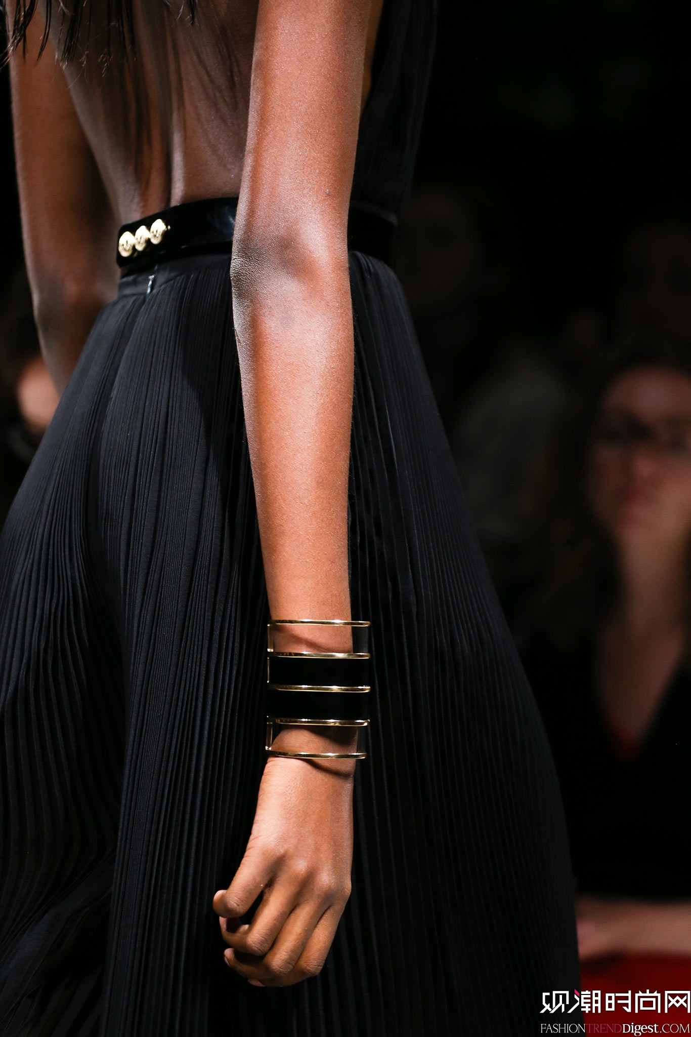 Balmain 2015İrbDƬ