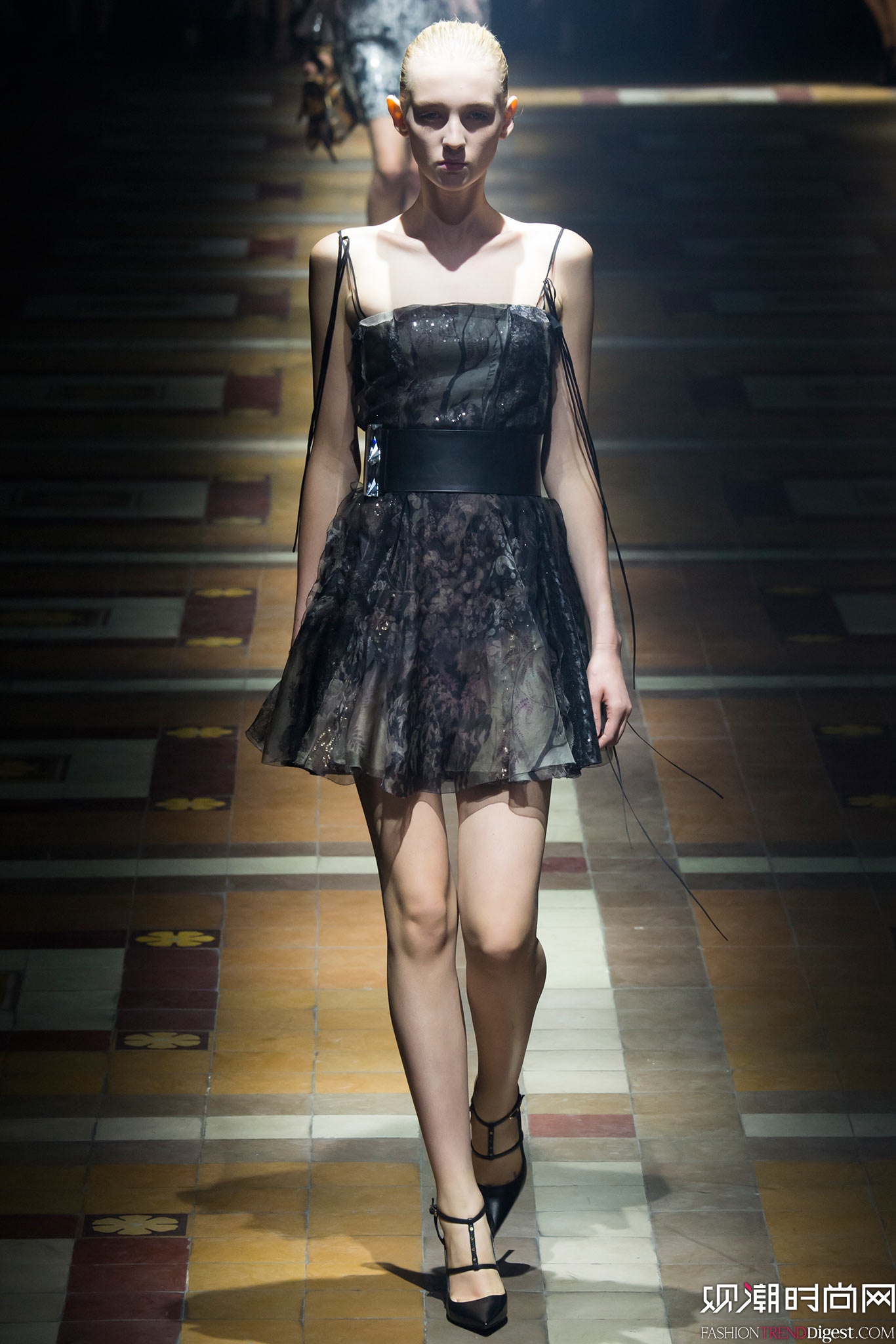 Lanvin 2015İʱװ㳡ͼƬ