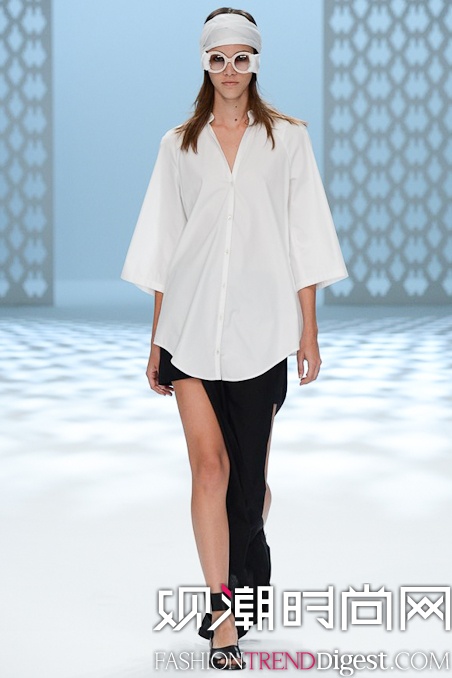 Chalayan 2015İʱװ㳡ͼƬ