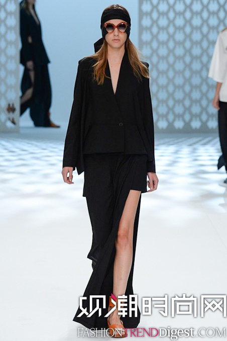 Chalayan 2015İʱװ㳡ͼƬ