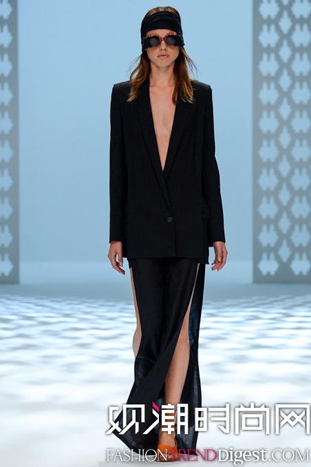 Chalayan 2015İʱװ㳡ͼƬ