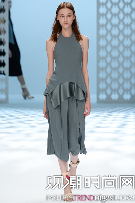 Chalayan 2015İʱװ㳡ͼƬ