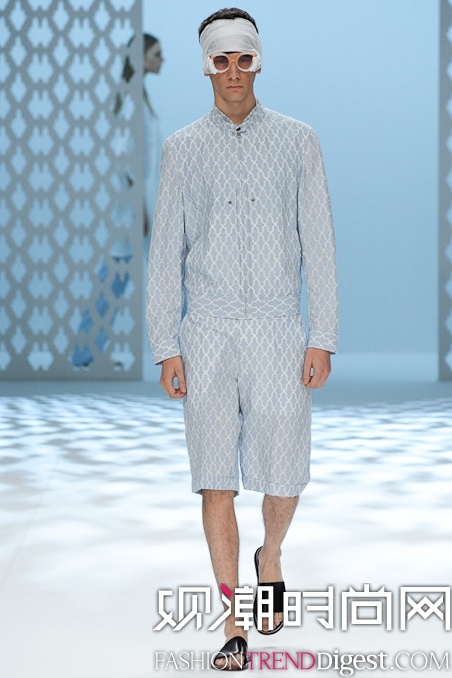 Chalayan 2015İʱװ㳡ͼƬ