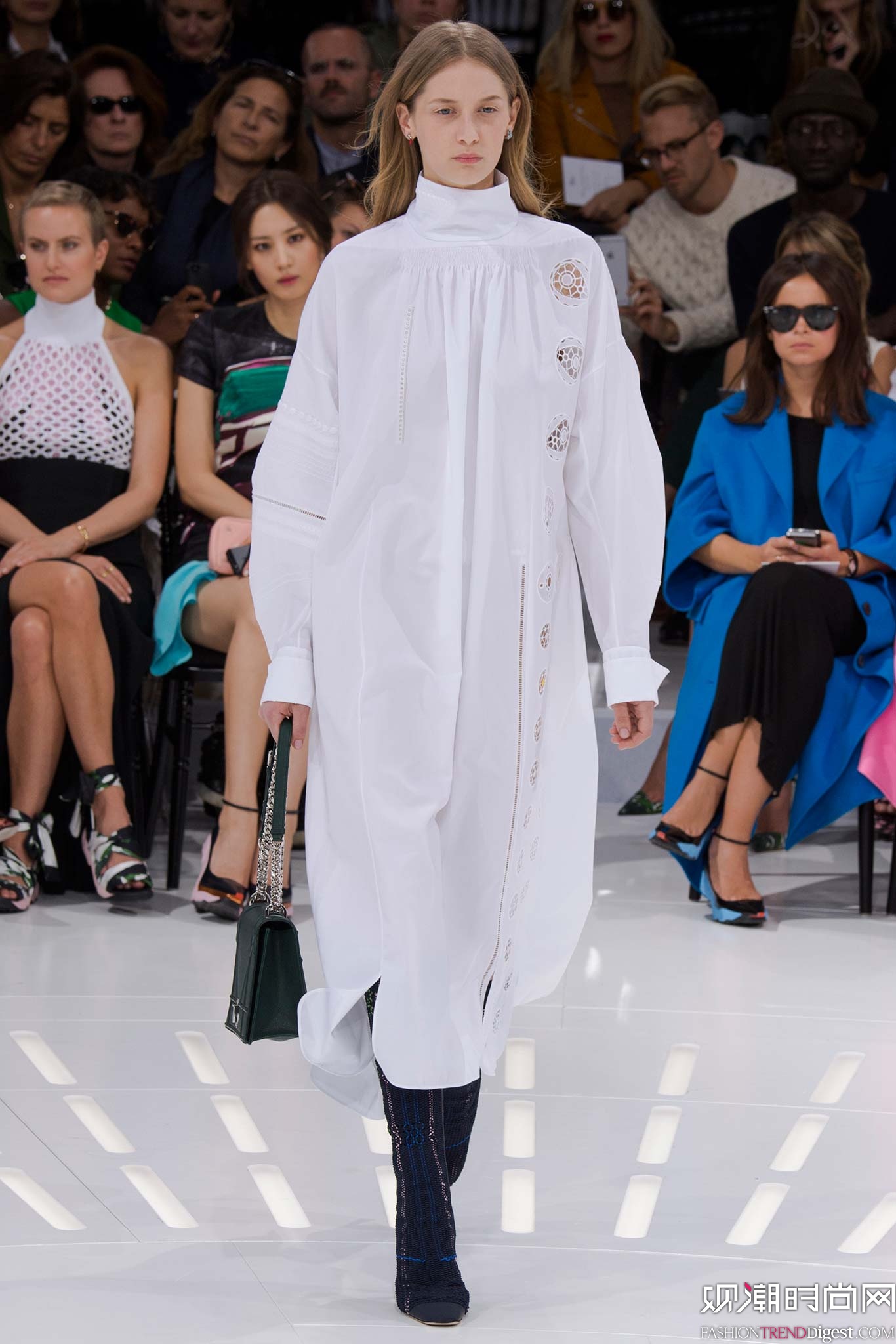 Christian Dior 2015İrbDƬ