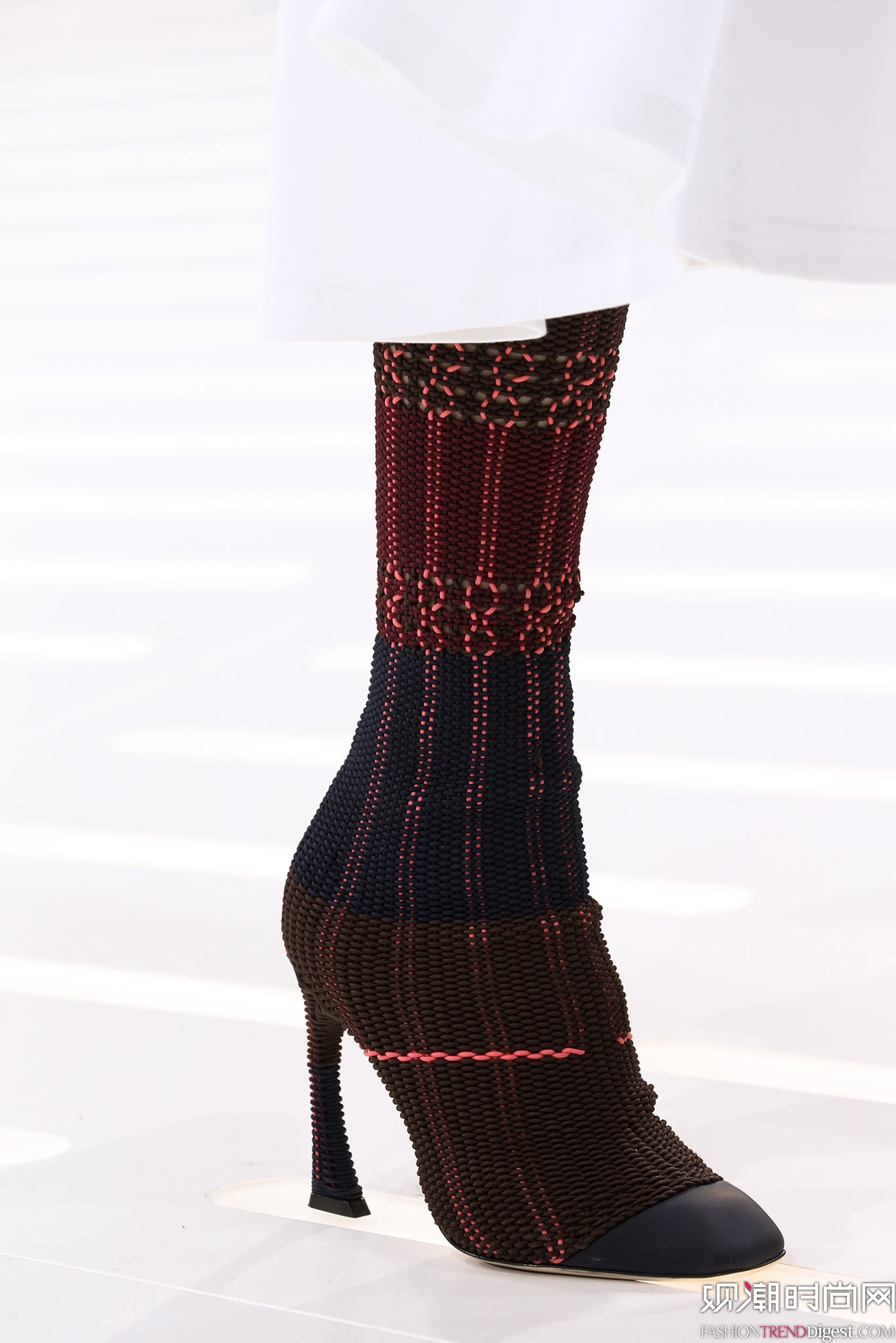 Christian Dior 2015İrbDƬ