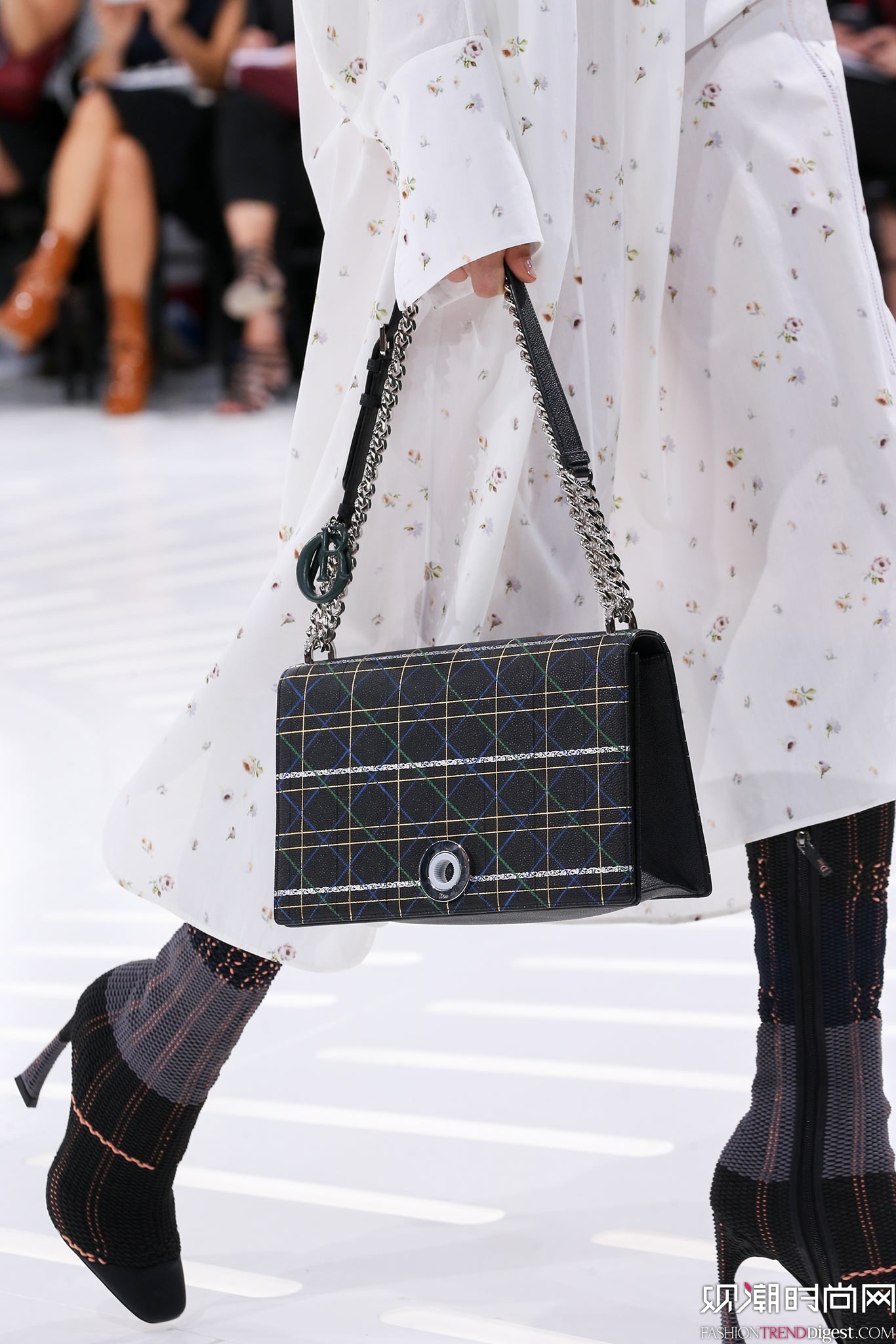 Christian Dior 2015İrbDƬ