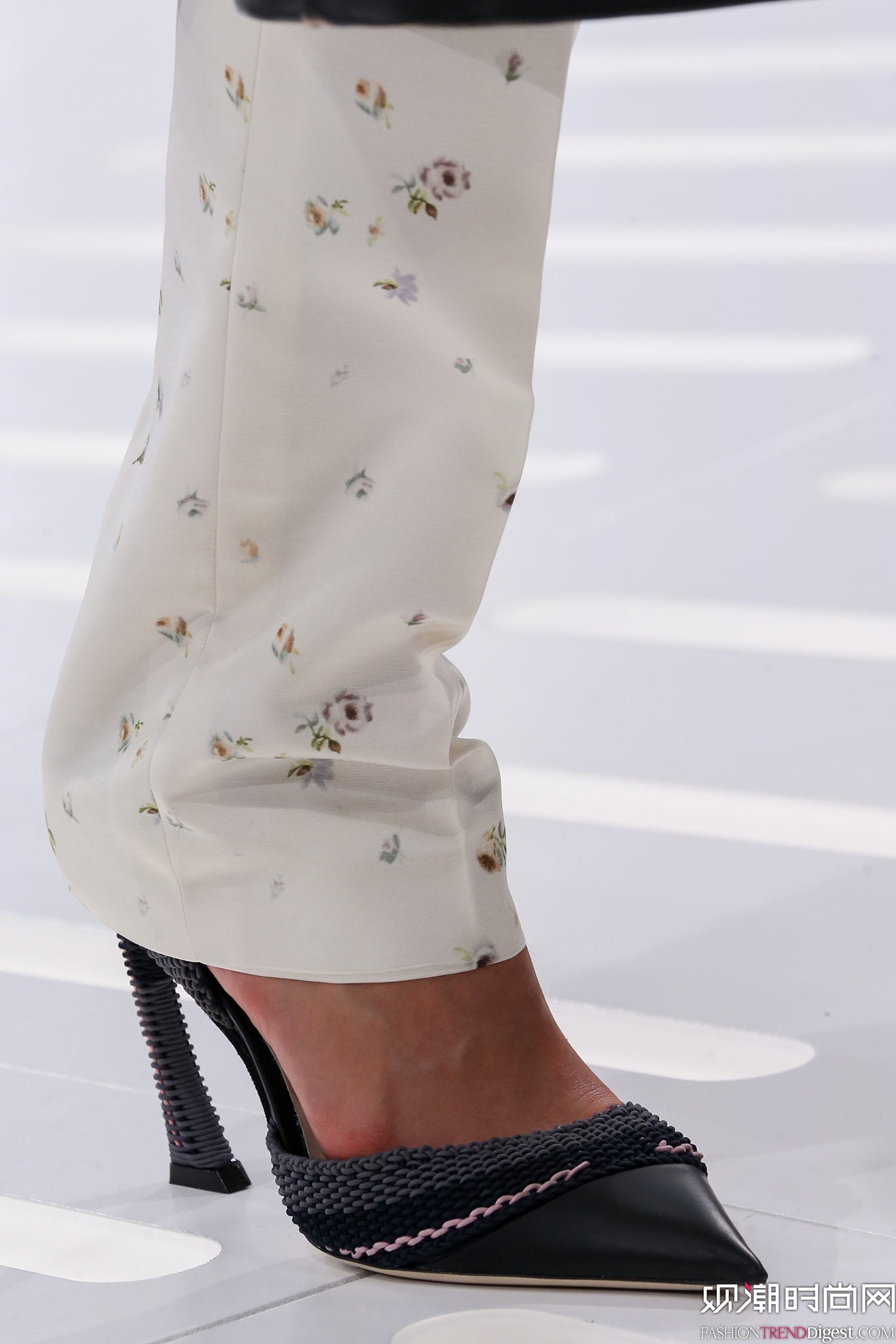 Christian Dior 2015İrbDƬ