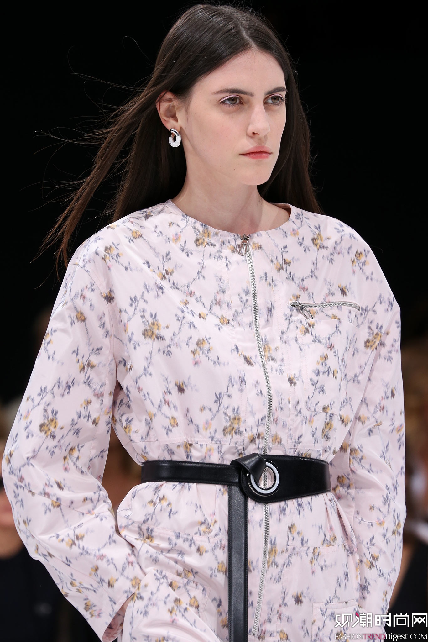 Christian Dior 2015İrbDƬ