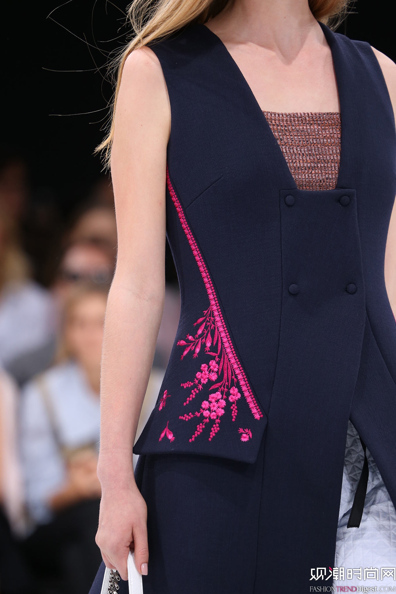 Christian Dior 2015İrbDƬ