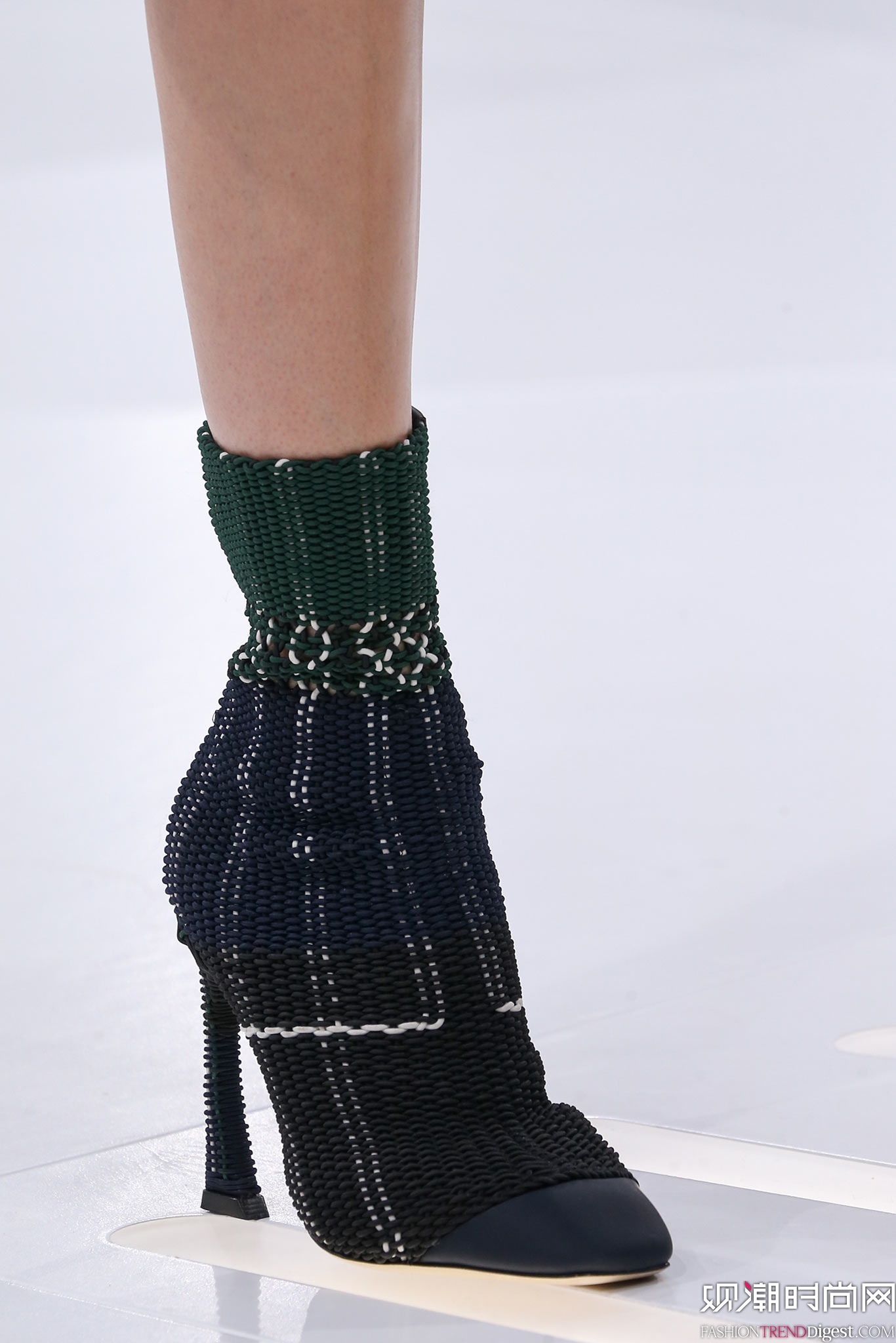 Christian Dior 2015İrbDƬ