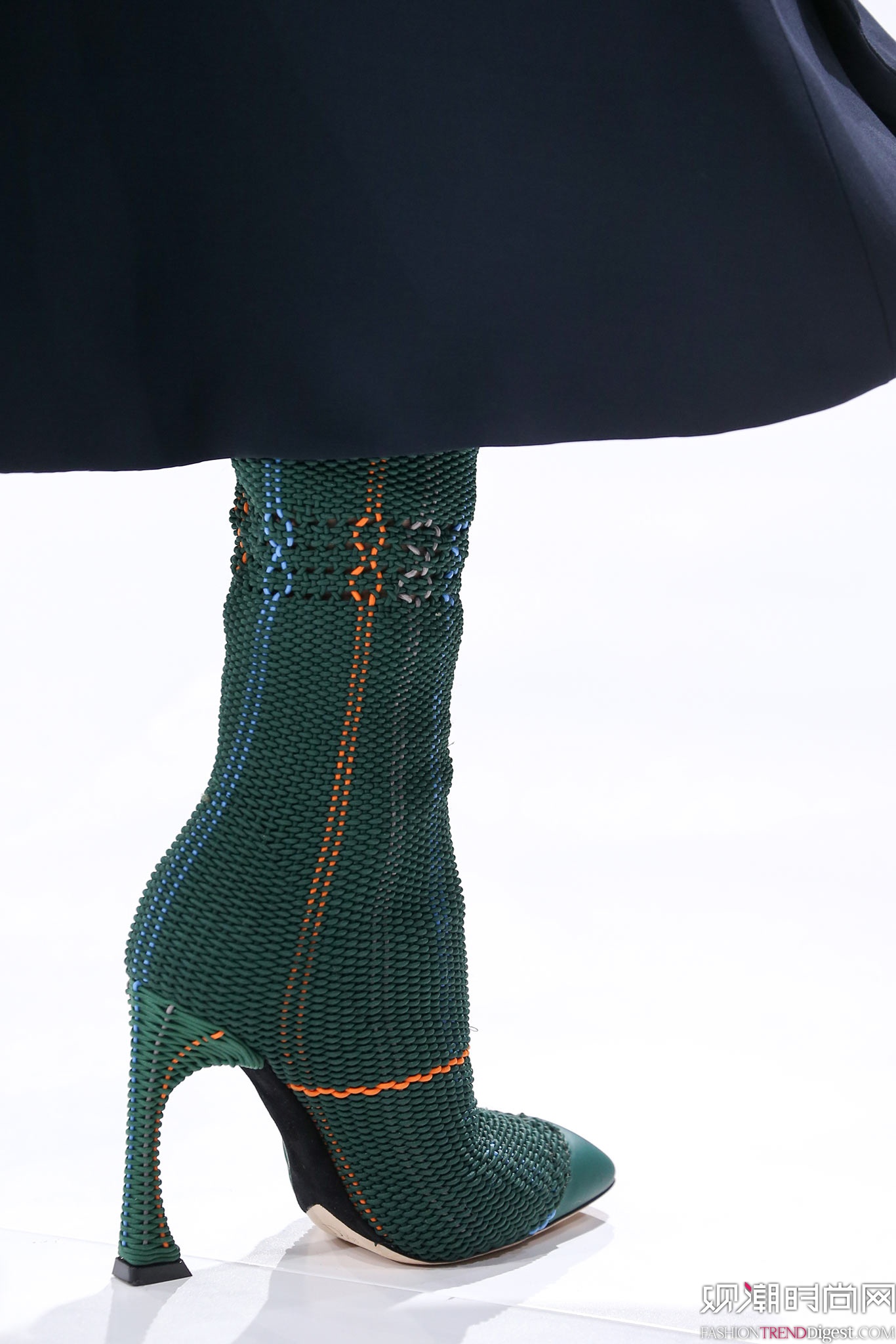 Christian Dior 2015İrbDƬ
