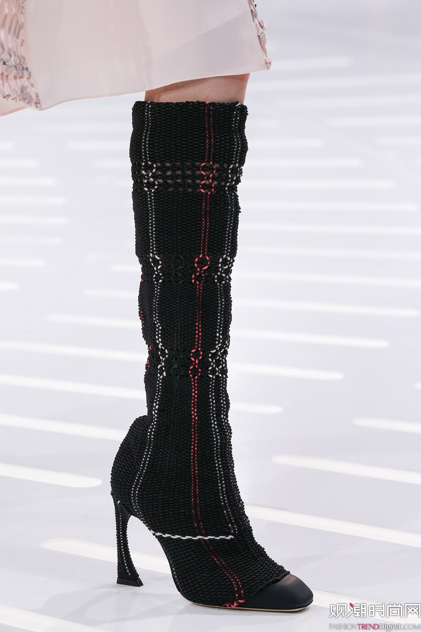 Christian Dior 2015İrbDƬ