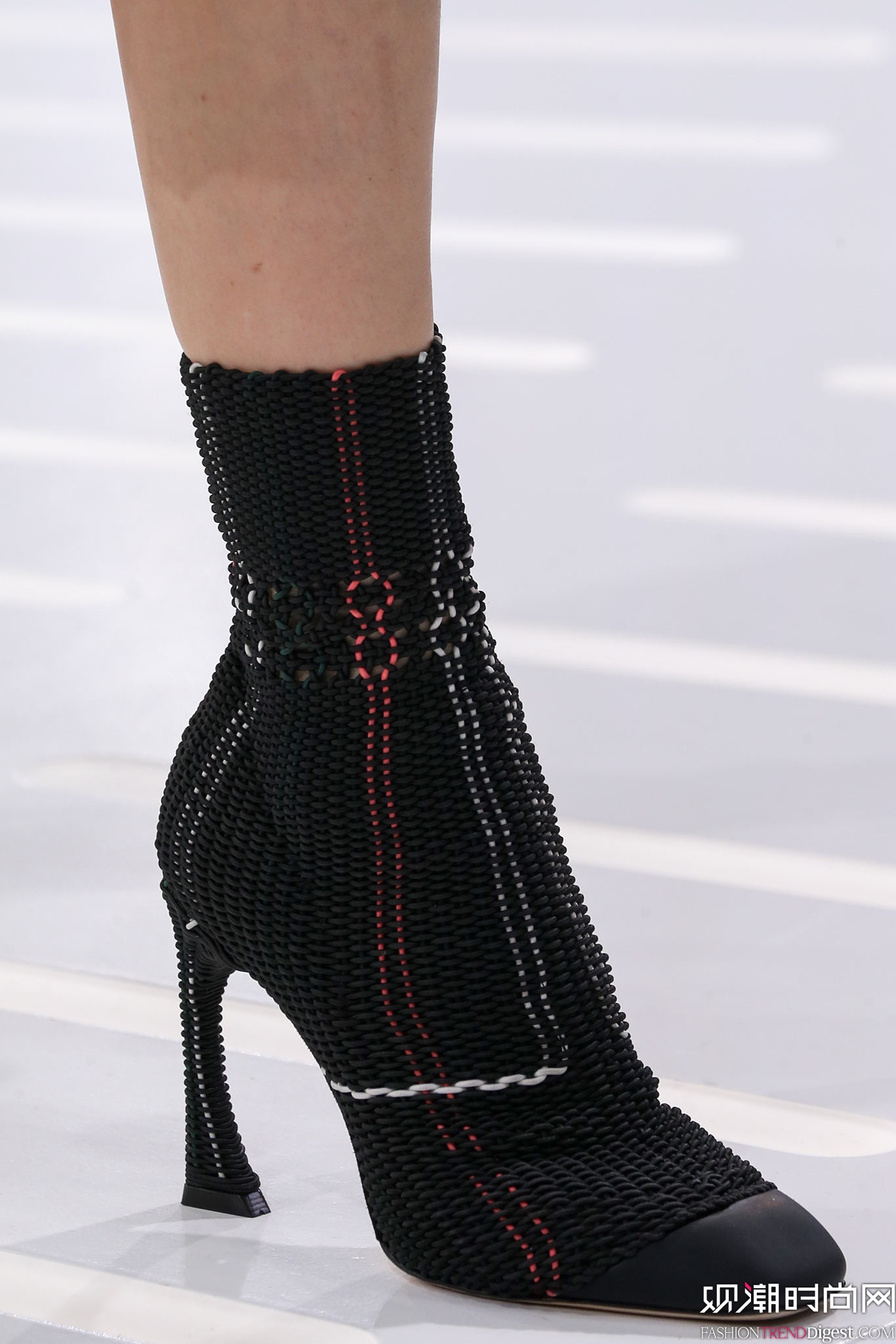 Christian Dior 2015İrbDƬ