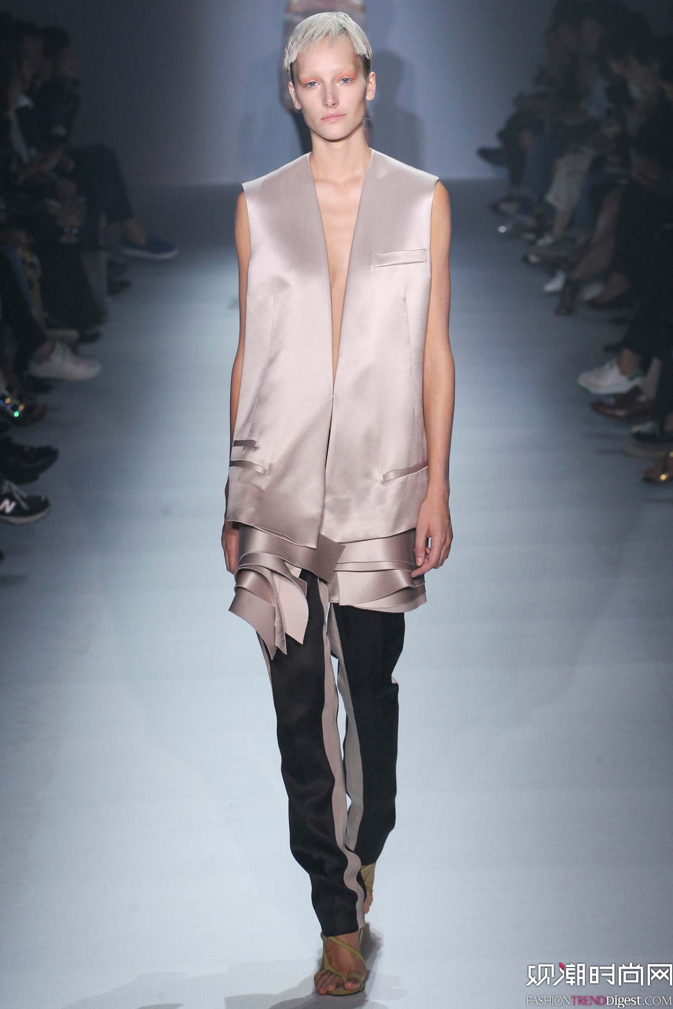 Haider Ackermann 2015İʱװ㳡ͼƬ